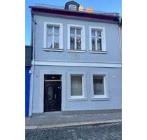 Einfamilienhaus - 220.000,00&nbsp;EUR Kaufpreis, ca.&nbsp; 220,00&nbsp;m&sup2; in Hof (PLZ: 95028) Altstadt