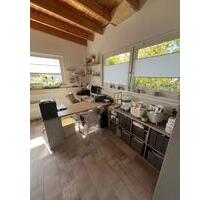 Büro Gewerbefläche - 560,00 EUR Kaltmiete, ca.  66,00 m² in Hochheim am Main (PLZ: 65239)