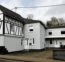 Charmantes Mehrgenerationenhaus saniert und flexibel nutzbar - Niederzissen