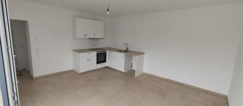 Foto - Neuwertiges 2-Zi.-Apartment mit Terrasse & Stellplatz – 750€ warm