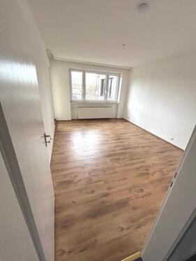 Foto - Nachmieter für helle Wohnung mit Balkon und Aufzug Huchting