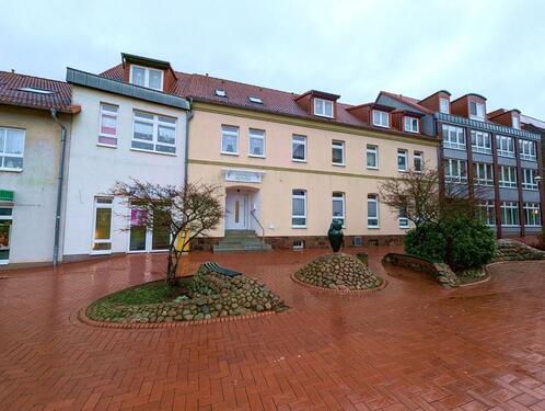 Foto - 2. OG 2 Zimmer mit großer Loggia + Neue Küche ab Dezember 25