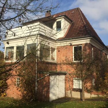 Foto - Provisionsfrei - Charmantes Einzelhaus mit großem Grundstück