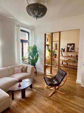 Foto - Altbau-Charme in bester Lage zur Zwischenmiete