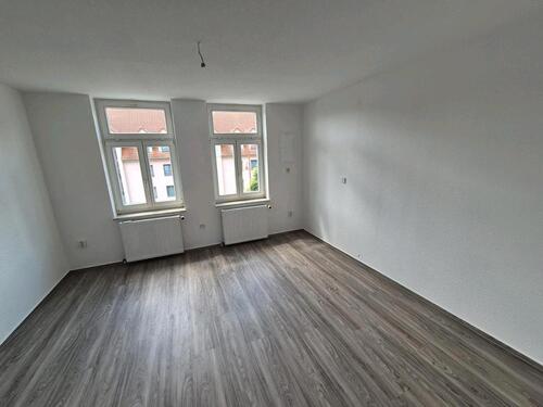 Foto - Erstbezug nach Komplettsanierg., Mehrfamilienh. mit nur 3 Wohnung