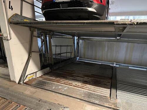 Foto - 1 Tiefgaragenstellplatz im Duplexparker