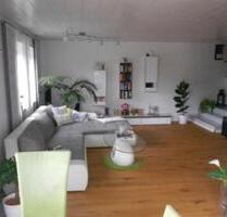 Stilvolle 4 Zimmerwohnung mit tollem Ausblick ins Grüne - Obernburg am Main