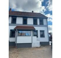 Hus zu verkaufen mit Lager und Einliegerwohnung - Edemissen