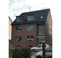 Helle 3,5 Zimmer Wohnung mit Balkon in Leverkusen Quettingen