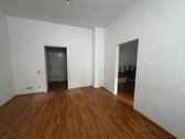Foto - ETW 2 große Zimmer Schnäppchen sofort einziehen