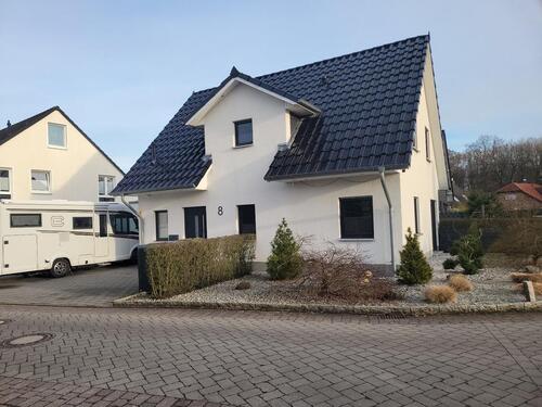 Foto - Neuwertiges Einfamilienhaus in bevorzugter Lage