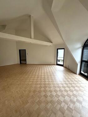 Foto - Keine Wohnung von der Stange – mit Balkon & TG-Stellplatz