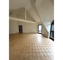 Keine Wohnung von der Stange – mit Balkon & TG-Stellplatz - Wiesbaden Biebrich