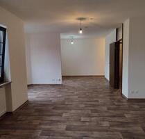 Modernisierte 2- Zimmer- Wohnung mit Balkon direkt in der Saarlouiser Innenstadt