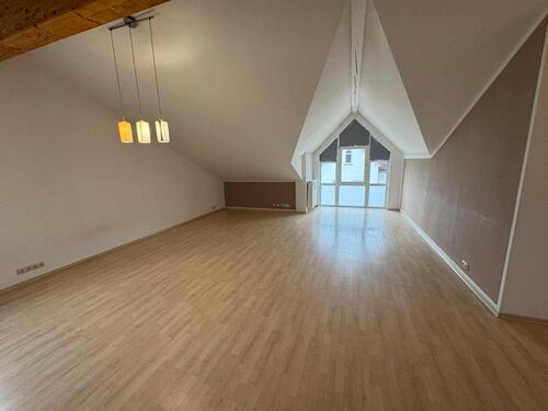 Foto - 3 Zimmer Dachgeschoßwohnung zur Miete in Glauburg