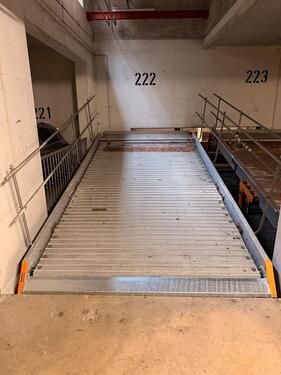 Foto - Biete 2 Tiefgaragenstellplätze an (BB Diezenhalde)