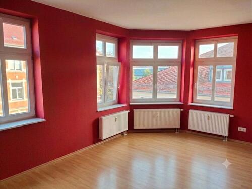 Foto - Großzügige 3-Zimmer-Wohnung mit Stellplatz in zentraler Lage