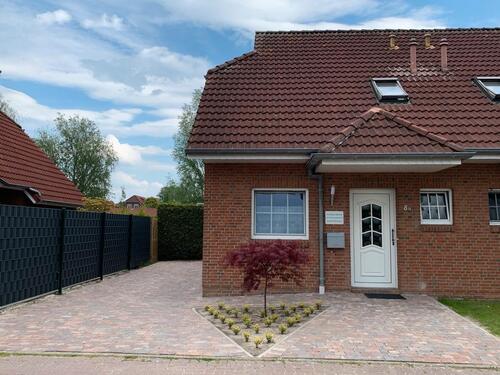 Foto - Ferienhaus Ostfriesland eigener Steg und Boot Timmel
