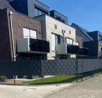 Zu vermieten 2-Zimmer-Wohnung mit Terrasse in Essen Old. - Cloppenburg