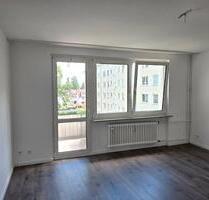 Attraktive 2-Zimmer-Wohnung mit Balkon im 3. Obergeschoss in Hanau-Wolfgang