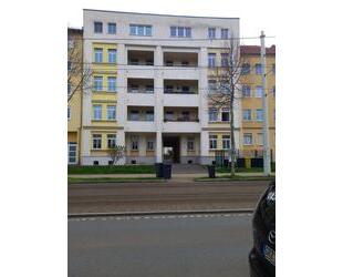 Erschwingliche EG (Hochparterre) 2 Raumwohnung in 07545 Gera