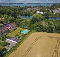 RESERVIERT! Reihenendhaus in Top-Lage mit Gemeinschaftspool - Heikendorf