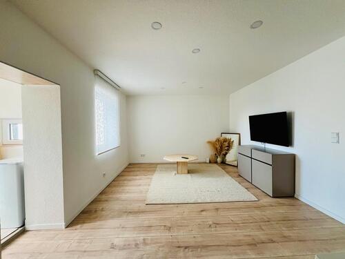 Foto - Kernsanierte 2 Zimmer Wohnung Balkon 55 qm in Kamp-Lintfort