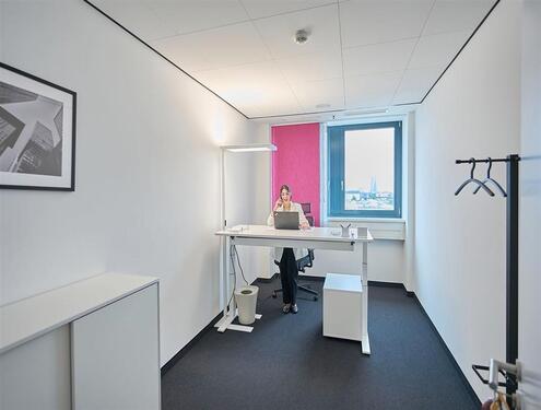 Foto - Bereit für Großes: Schicke, voll möblierte Büroflächen