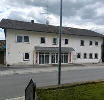 Sanierungsbedürftige Immobilie mit Gewerbefläche zu verkaufen - Johanniskirchen