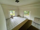 Foto - 2,5 Zimmerwohnung mit Garage in Walmdachvilla! Roding-Süd!