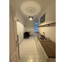 Schöne Wohnung möbiliert mit Balkon in Top Location nähe S+U - Berlin Pankow