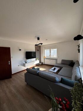 Foto - Freundliche, sanierte Wohnung, die im ersten OG liegt.