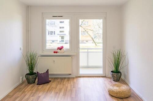 Foto - NEU sanierte 2-Raum-Wohnung mit Balkon