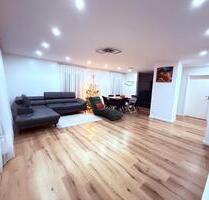 Moderne 4-Zimmer Wohnung mit großem Balkon & Terasse - Walheim