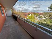 Foto - Selbstnutz oder Kapitalanlage: 3-ZKB großem Balkon und Stellplatz