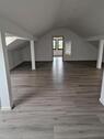 Foto - 2-Zimmer-Dachgeschosswohnung mit offener Küche und Stellplatz