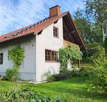 Idyllisches Zweiparteienhaus - 349.000,00 EUR Kaufpreis, in Weißenbrunn (PLZ: 96369)