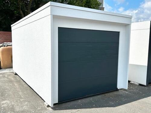Foto - Stahlbeton Fertiggarage mit elektr. Sektionaltor