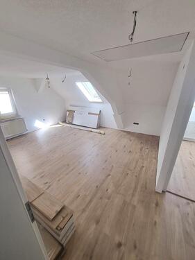 Foto - Frisch renovierte 3-Zimmer-DG Wohnung in Schramberg