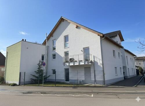 Foto - Lichtdurchflutete DG-Wohnung mit Bühne, Aufzug und Dachterrasse