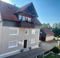 Zweifamilienhaus mit großem und kleinen Garten - Weidhausen bei Coburg