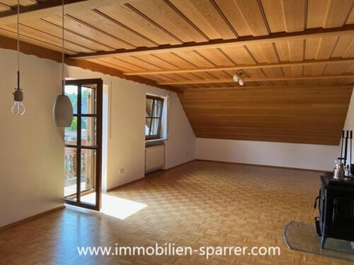 Foto - Großzügige, helle 3-Zimmer-Wohnung mit Balkon in Weiherhammer