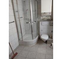 Vermietung 2 Zimmer Wohnung Küche bad 70 qm - Pirmasens