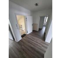 Drei Zimmer Dachgeschosswohnung in ruhiger Lage - Alfeld (Leine)