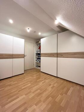 Foto - 2.5 Zimmer Dachgeschoßwohnung zur Miete in Neuss