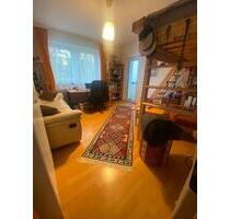 Möbl.WG Zi.mit Balkon sofort zu vermieten! - Frankfurt am Main Bonames