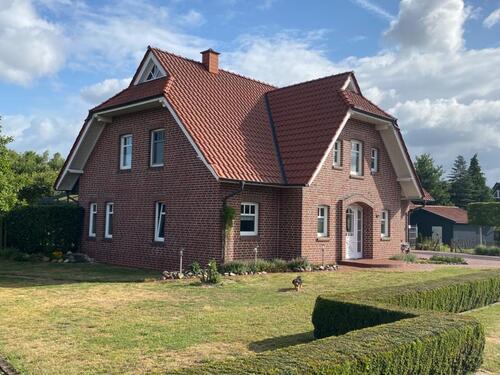 Foto - Haus zu vermieten - 1.100,00&nbsp;EUR Kaltmiete, ca.&nbsp; 180,00&nbsp;m&sup2;