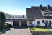 Foto - Einfamilienhaus mit Einliegerwohnung und atemberaubendem Blick