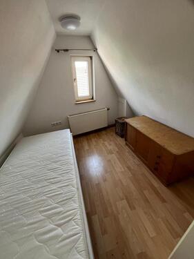 Foto - 1 Zimmer Dachgeschoßwohnung zur Miete in Lauffen am Neckar