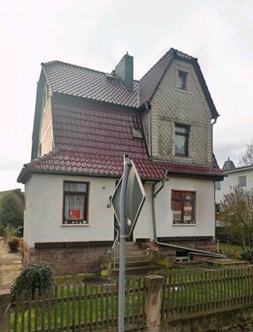 Foto - Freistehendes Einfamilienhaus mit großem Grundstück zum Verkauf
